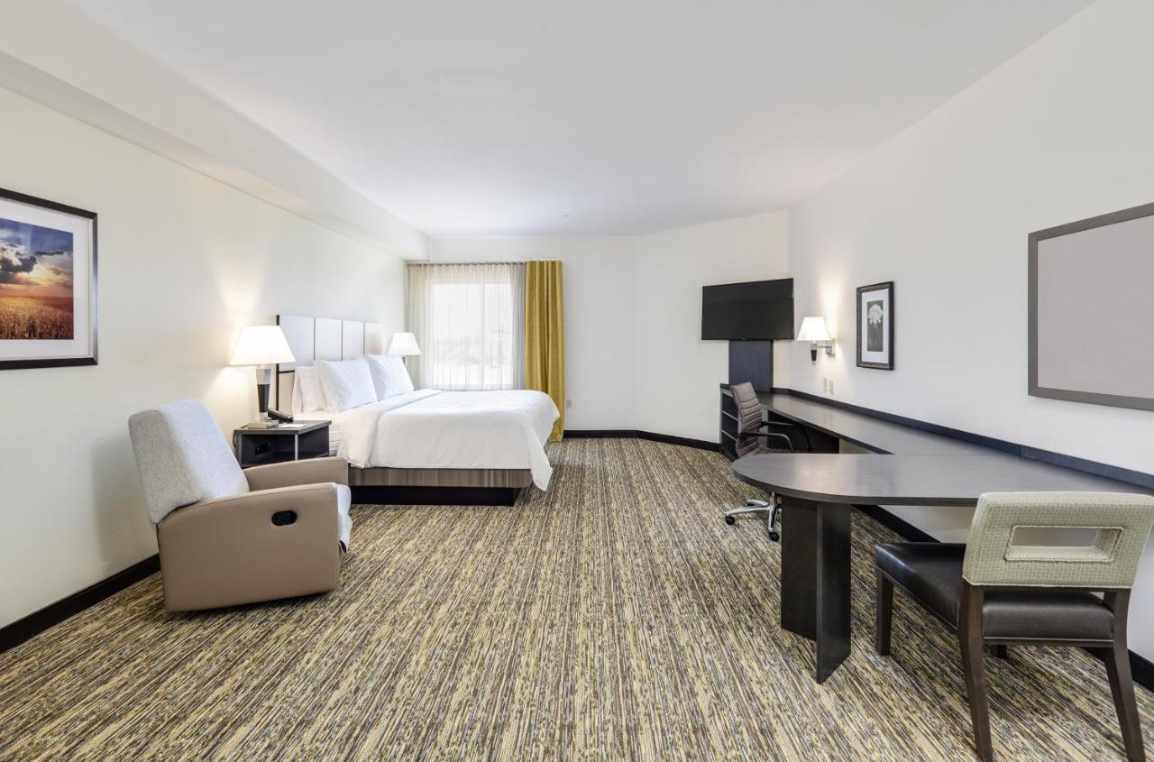 Candlewood Suites Dallas Nw - Farmers Branch By Ihg Екстериор снимка