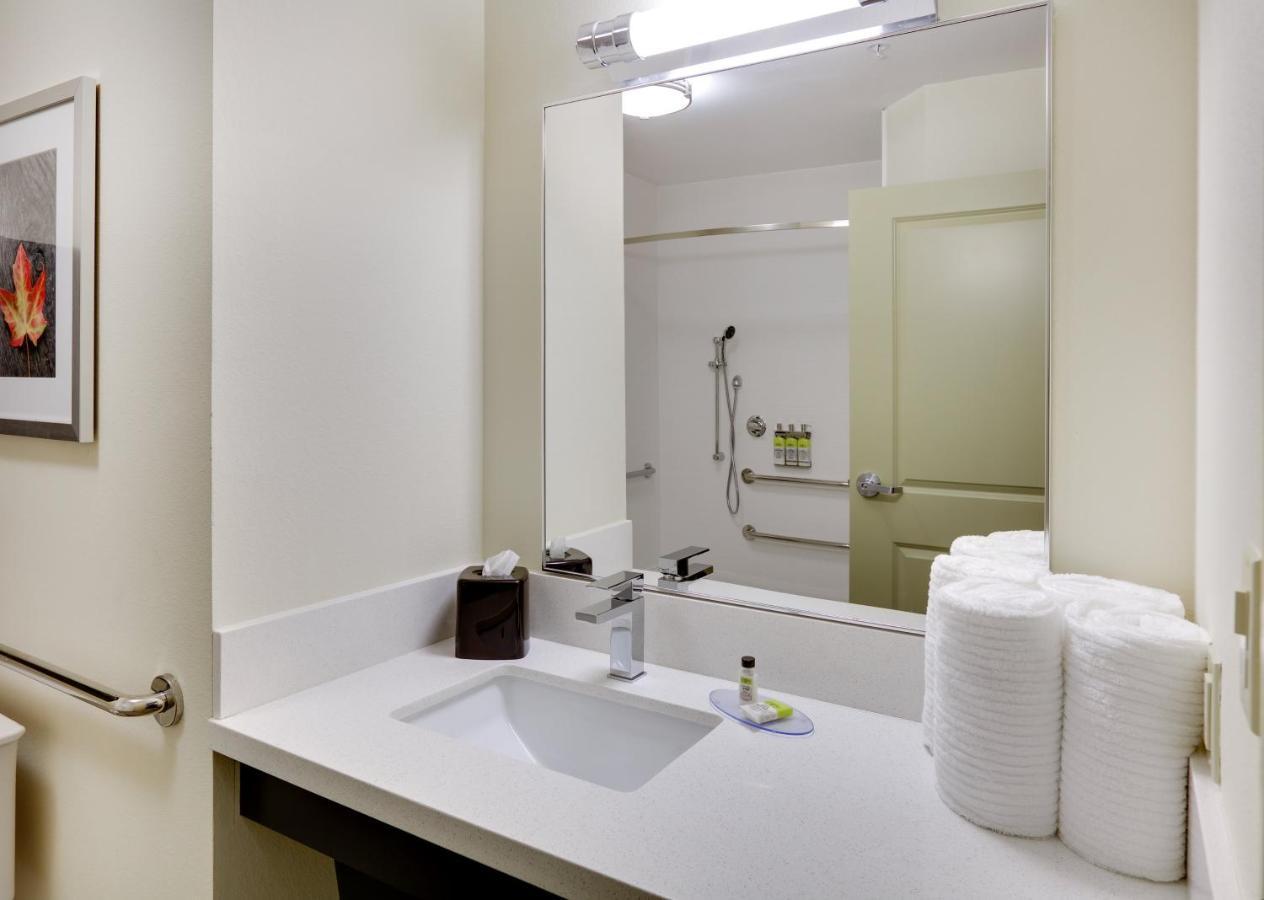 Candlewood Suites Dallas Nw - Farmers Branch By Ihg Екстериор снимка